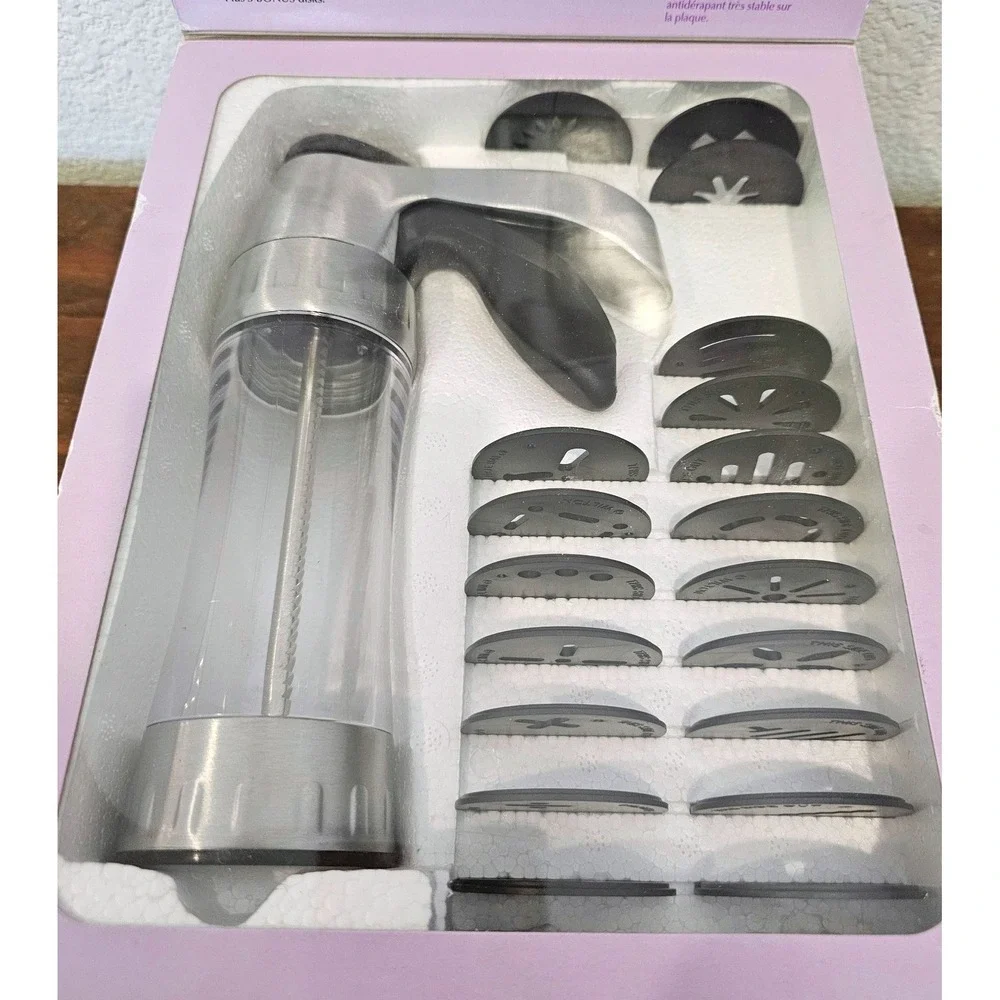 Wilton Cookie Pro Ultra II Cookie Press 19 Disks Spritz Maker Set